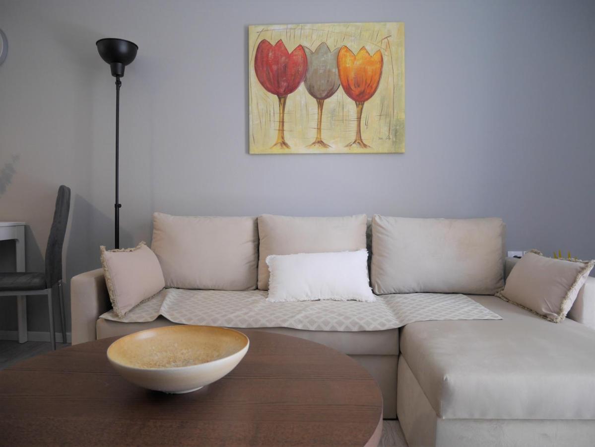 Porto Plaza City Center Apartment Ac/Wifi Candia Esterno foto