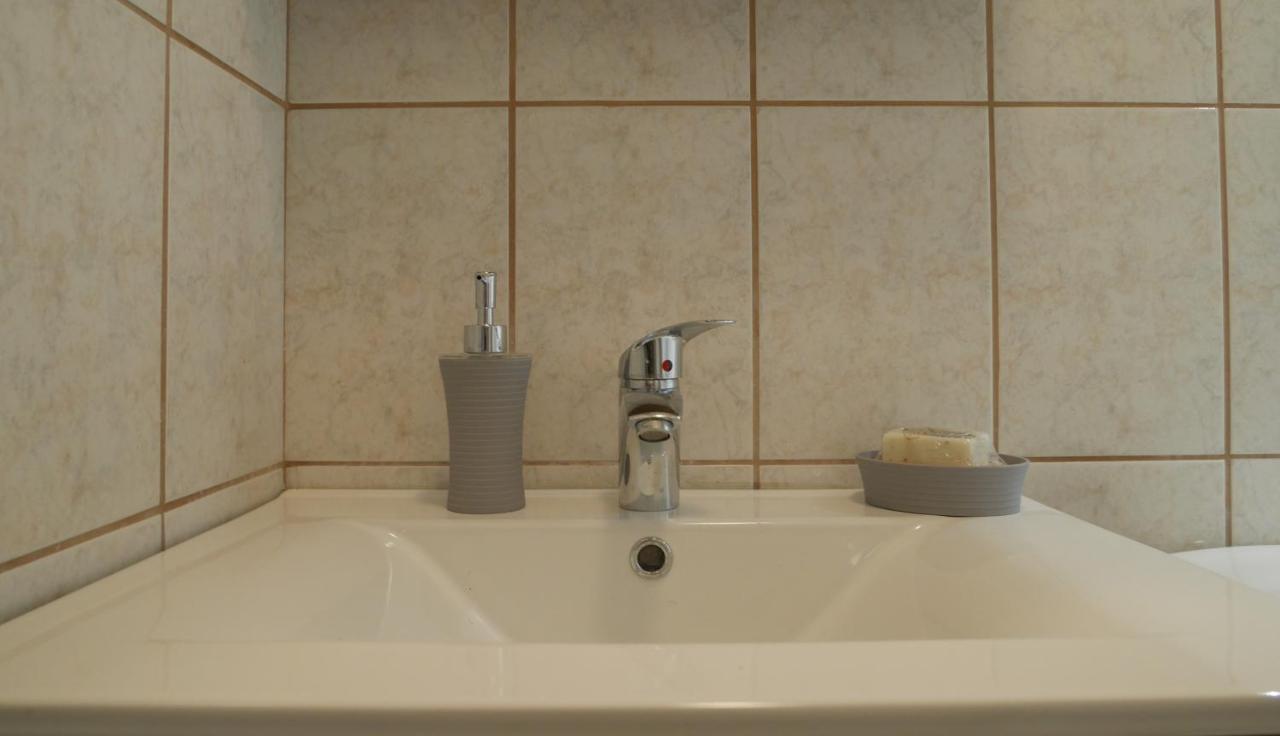 Porto Plaza City Center Apartment Ac/Wifi Candia Esterno foto