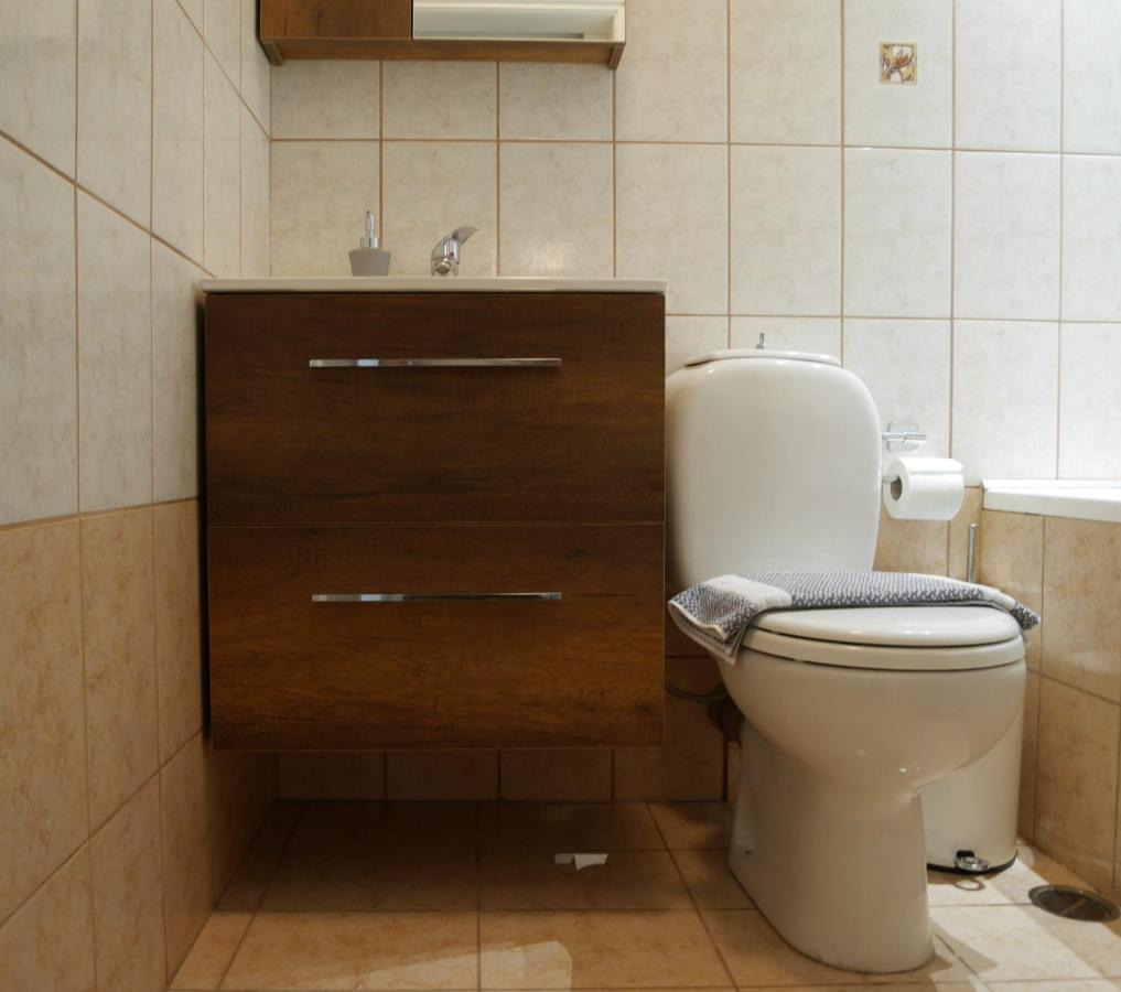 Porto Plaza City Center Apartment Ac/Wifi Candia Esterno foto